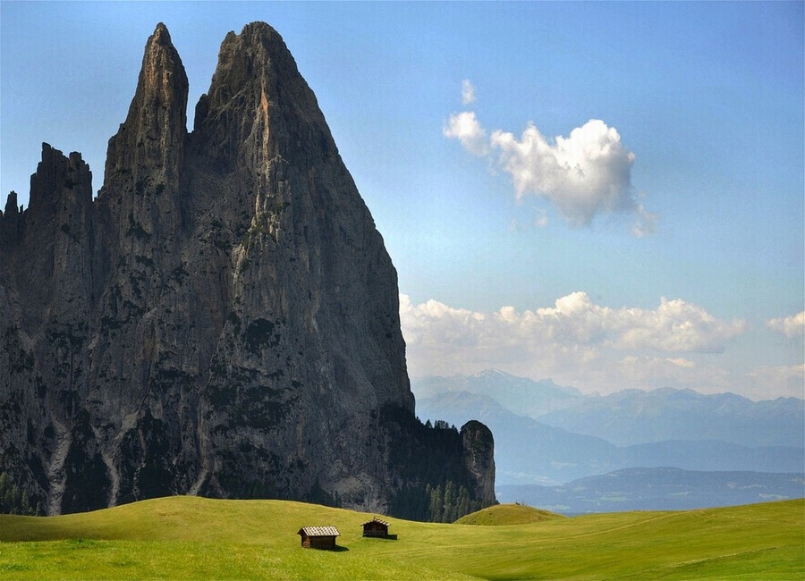 1423363A4EFC3AE437D274