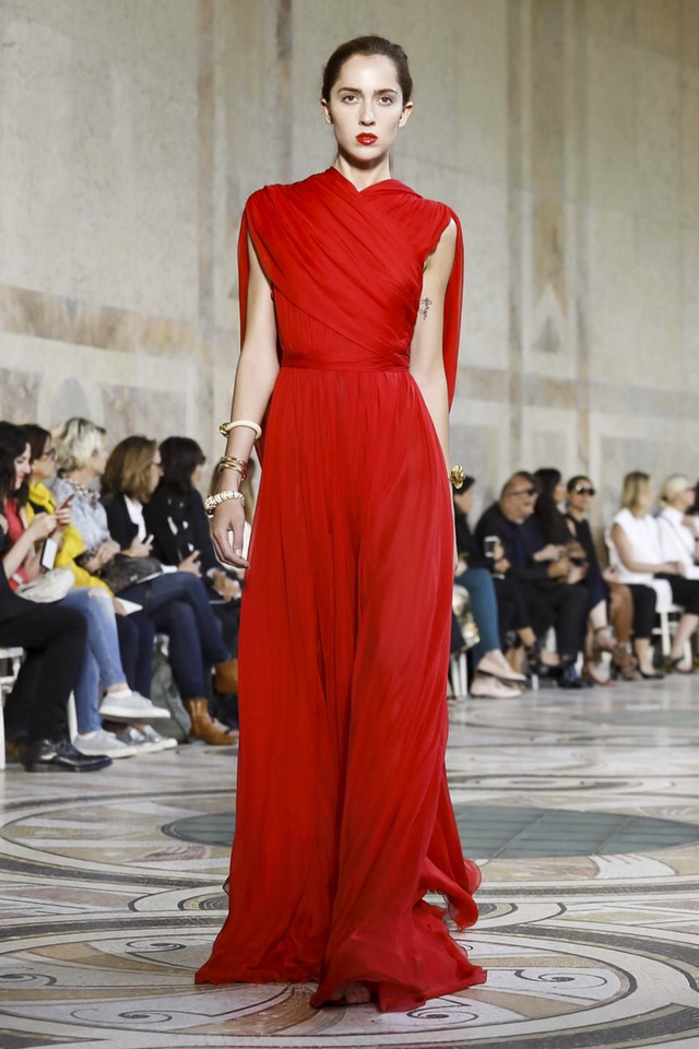 2018 S/S Giambattista Valli 오뜨꾸뛰르 컬렉션 | 인스티즈