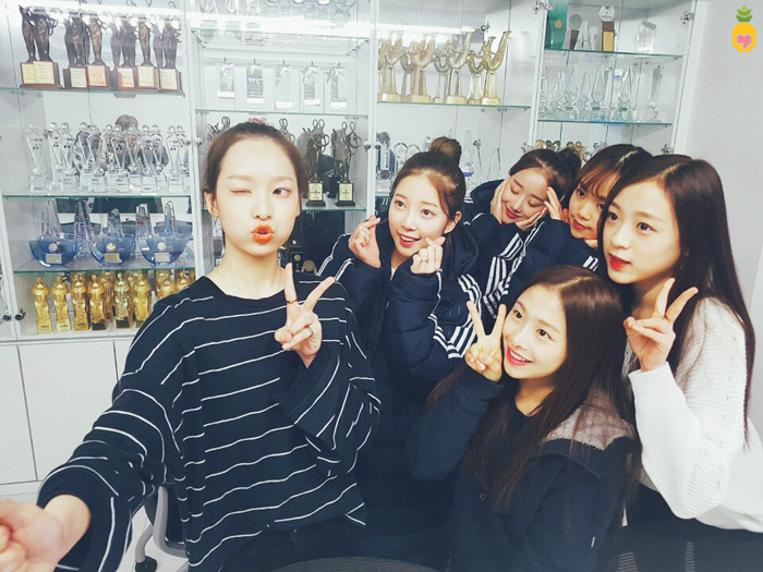 오늘자 에이프릴.jpg | 인스티즈
