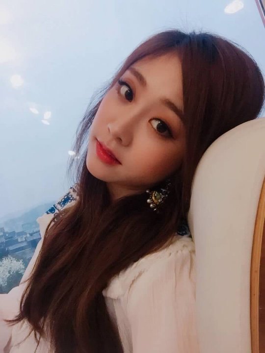 러블리즈 (덮)지수 VS (깐)지수 | 인스티즈