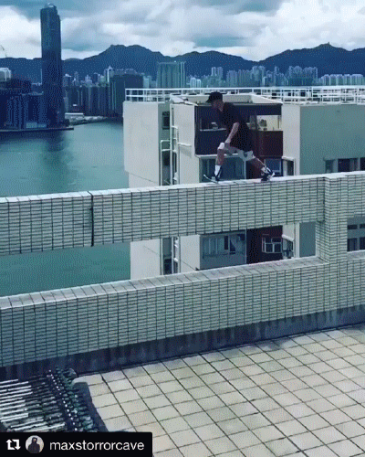 100억 주면 한다 vs 안한다.GIF | 인스티즈