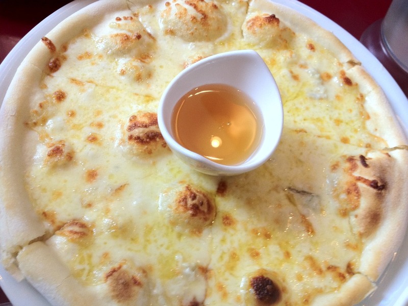 [피자] 단짠단짠이여서 더 맛있는듯한 고르곤졸라 피자 | 인스티즈