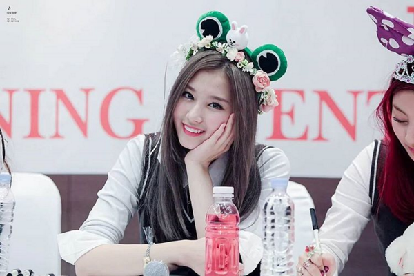 트와이스 사나.jpg | 인스티즈