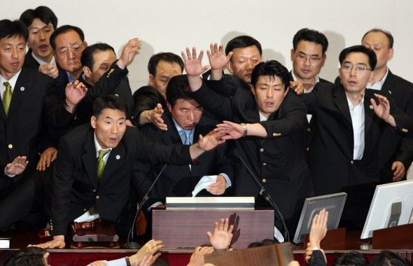 2009년 7월 22일 미디어법 날치기 하던 날.jpg | 인스티즈