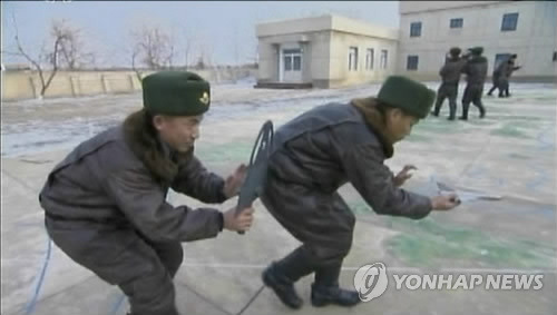 군사력 대결 미국vs북한.JPG | 인스티즈