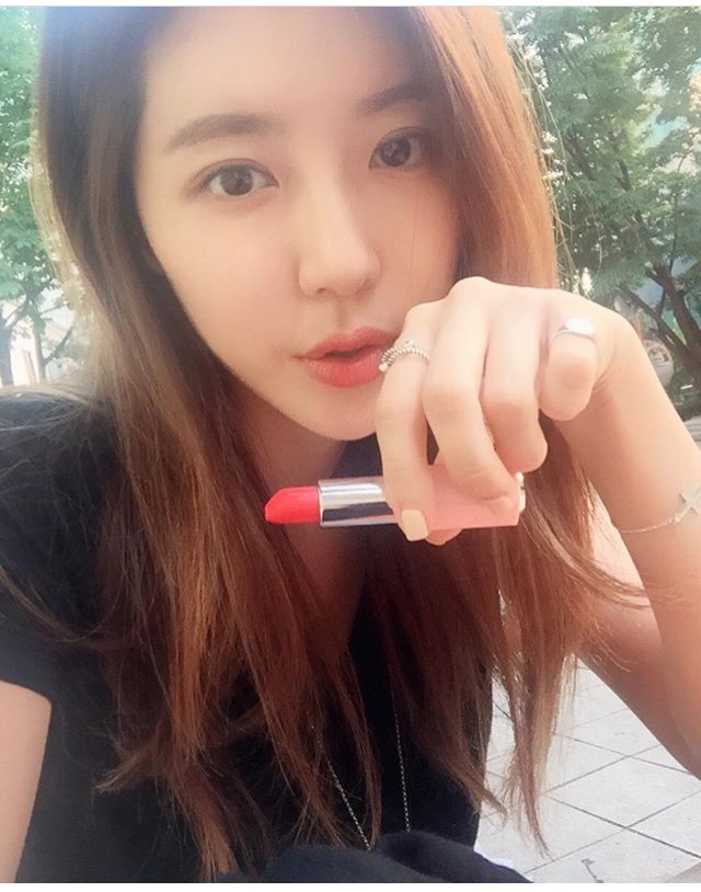 오늘자 박한별 | 인스티즈
