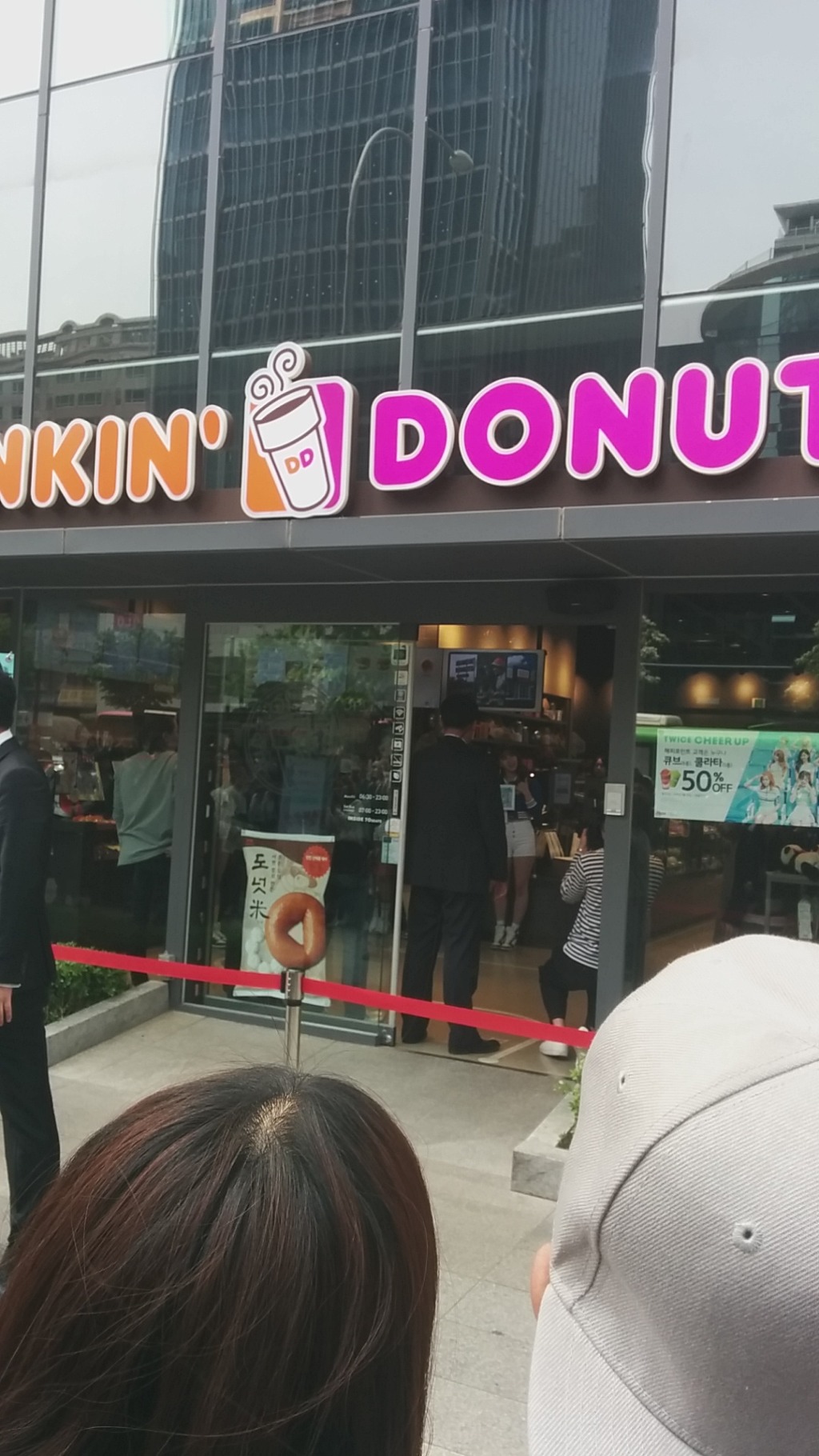 오늘 강남던킨에서 트와이스 가감없는 솔직간단후기 | 인스티즈