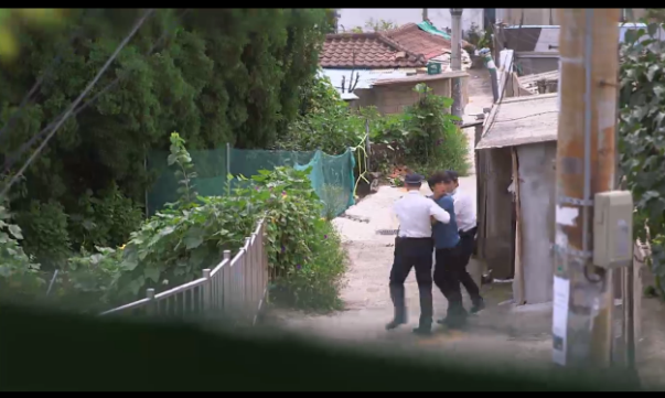 [감자별] 연쇄살인마와 홍버그 (감자별 2화) (2/9) | 인스티즈