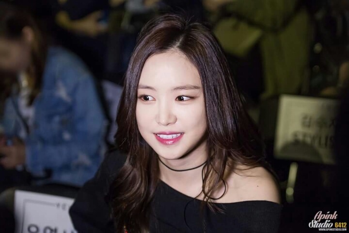 손나은의 어깨라인.jpgif | 인스티즈