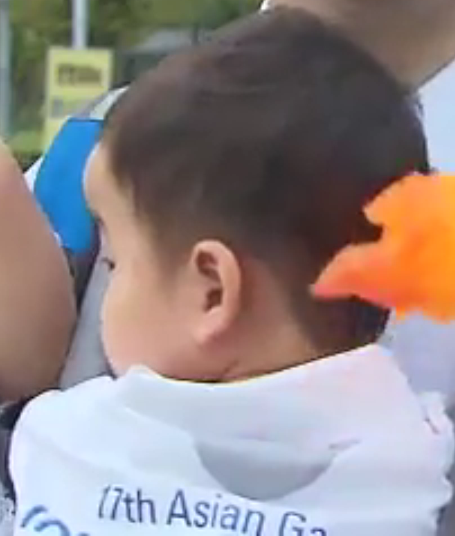 [슈퍼맨이돌아왔다] 볼살이 너무 많아서 출렁거리는 민국이ㅋㅋ.gif | 인스티즈