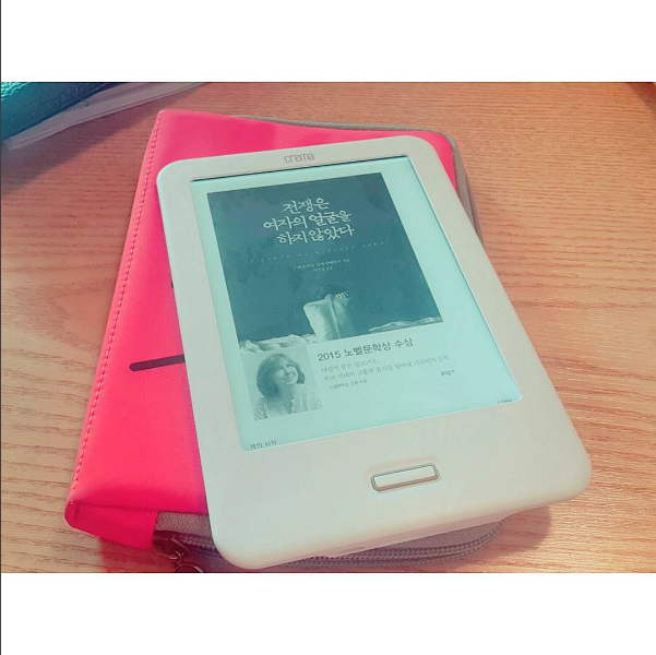 아날로그 감성 가득한 E-book 리더기들 | 인스티즈