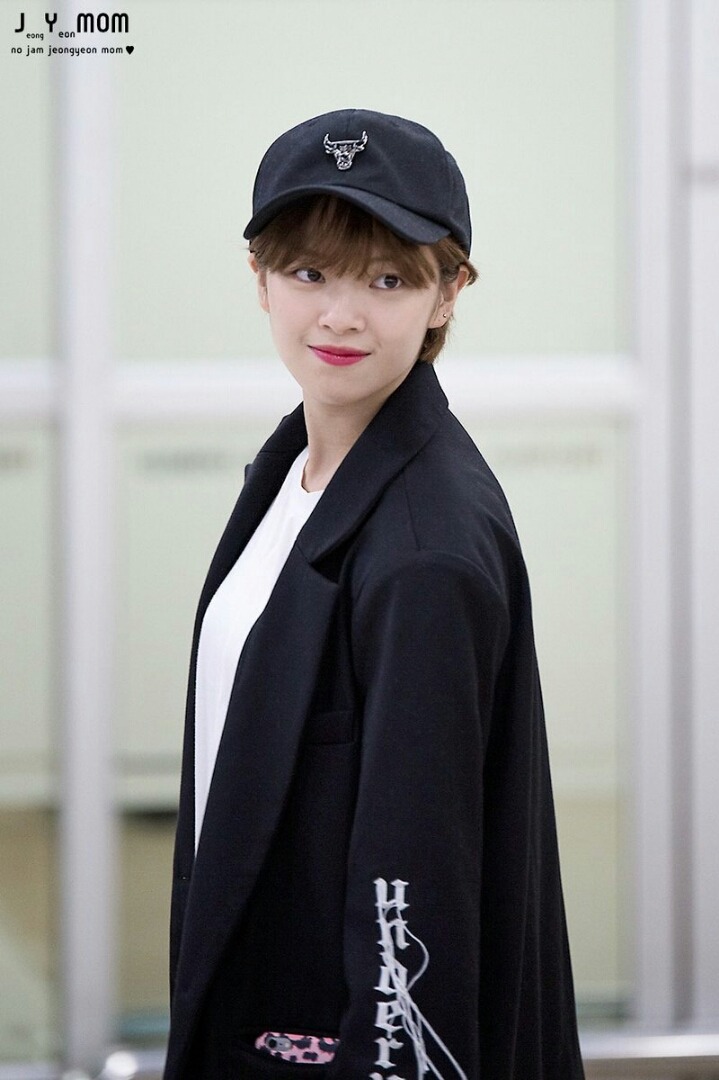 [트와이스] 캡모자가 잘어울리는 정연이 | 인스티즈
