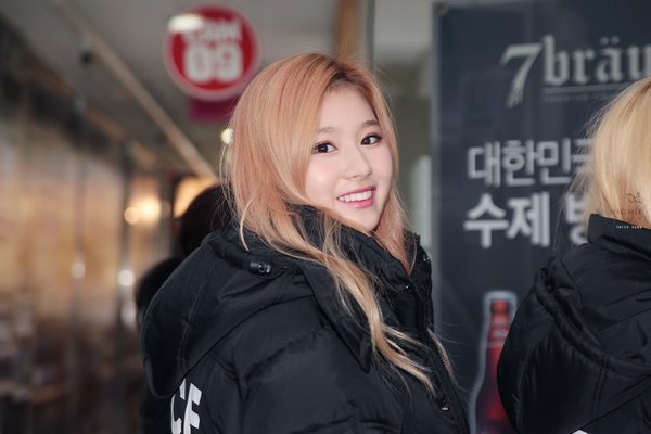트와이스 사나 이상형적인 비주얼.gif | 인스티즈