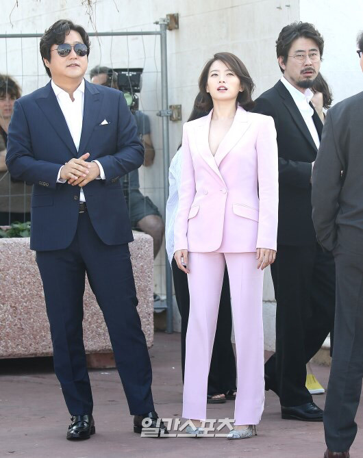 오늘자 칸영화제 천우희 .jpg | 인스티즈