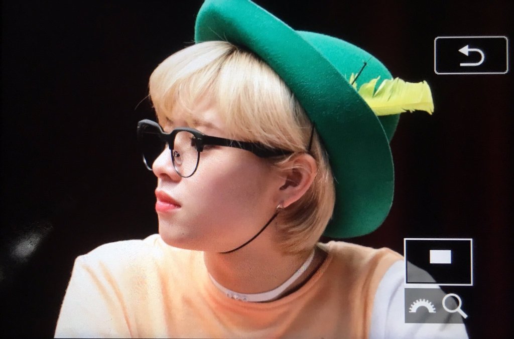 오늘자 트와이스 팬사인회 유정연 | 인스티즈