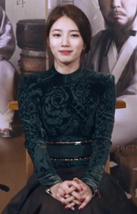 수지는 사랑입니다 gif | 인스티즈