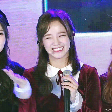 폼 올라온 오늘자 김세정ㄷㄷㄷ.GIF | 인스티즈