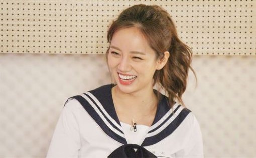 김세정이 팔씨름 으로 꺾은 걸그룹들 | 인스티즈