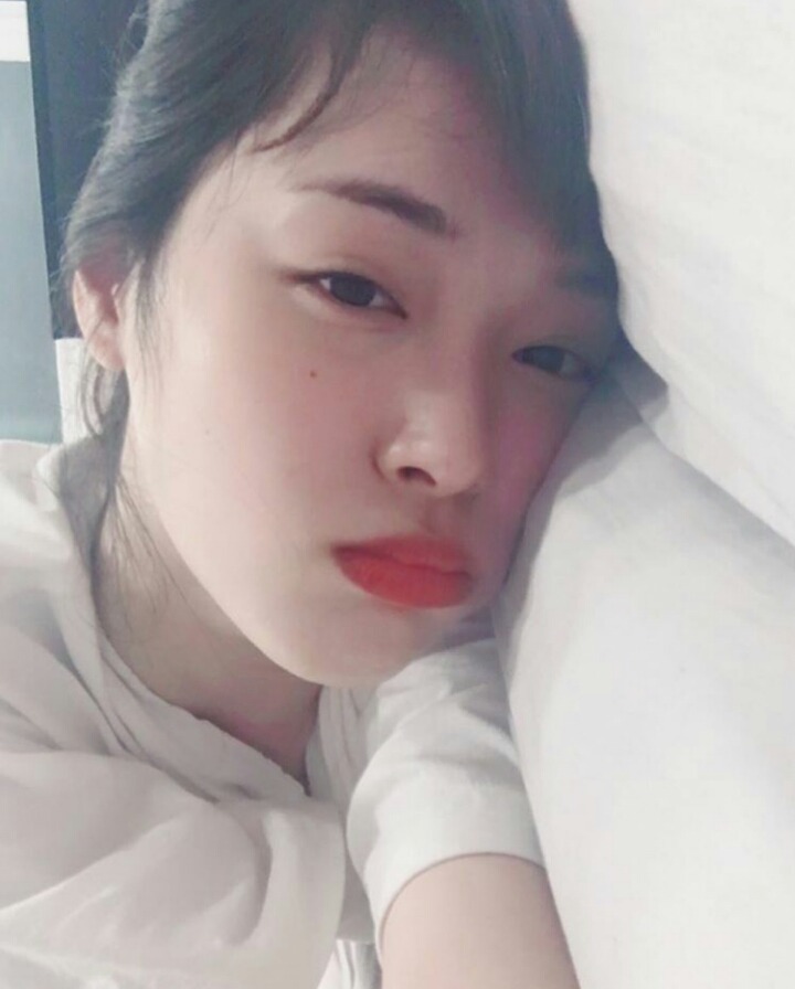 오늘자 설리 인스타그램 업뎃 | 인스티즈