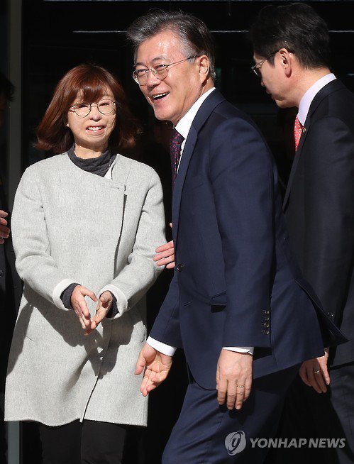 오늘도 열일한 문재인 | 인스티즈