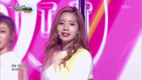 [twice] 오늘자 트와이스 급식단 움짤.gif | 인스티즈
