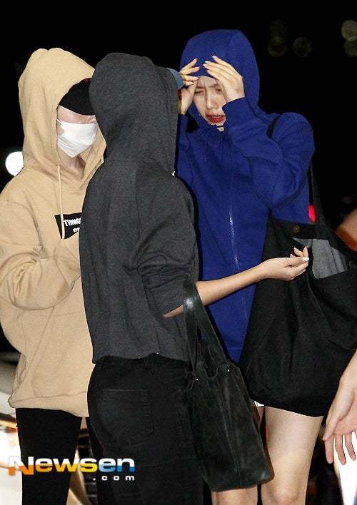 컴백 준비중인 오늘자 레드벨벳 조이 공항사진.jpg | 인스티즈