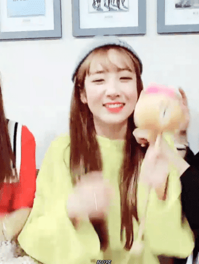 [러블리즈] 오늘자 V앱 케빵쇼 게스트 - 유지애 | 인스티즈