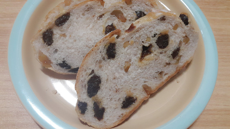  호불호 어마어마하게 갈리는 빵 속 건포도 | 인스티즈