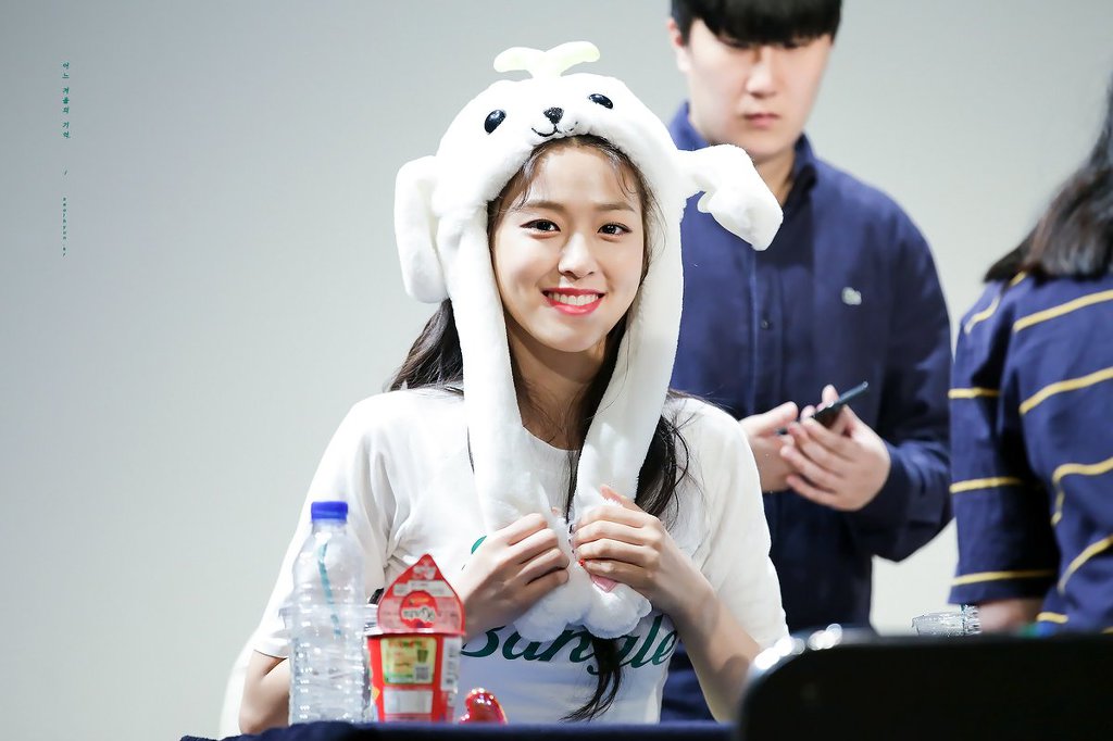 18시즌 설현이 미모.jpgif (100장) | 인스티즈