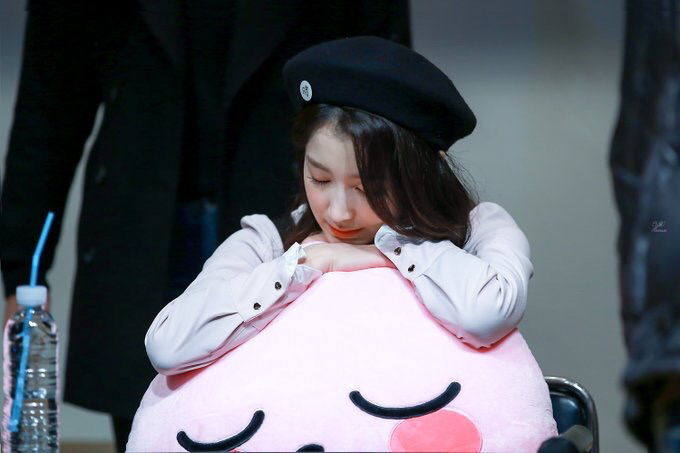 [구구단] 라디오에서 캐롤이 흘러나와서 하나 | 인스티즈