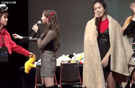 맏언니로써의 위엄을 마음껏 뽐내는 나연이 | 인스티즈