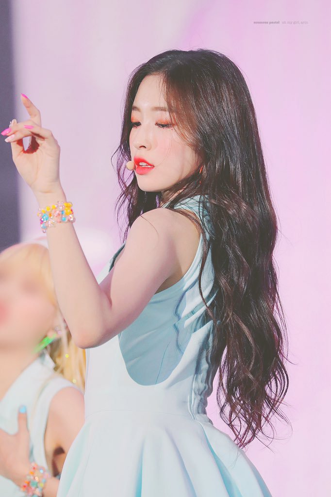 연도별로 보는 오마이걸 아린이의 성장과정.jpgif | 인스티즈