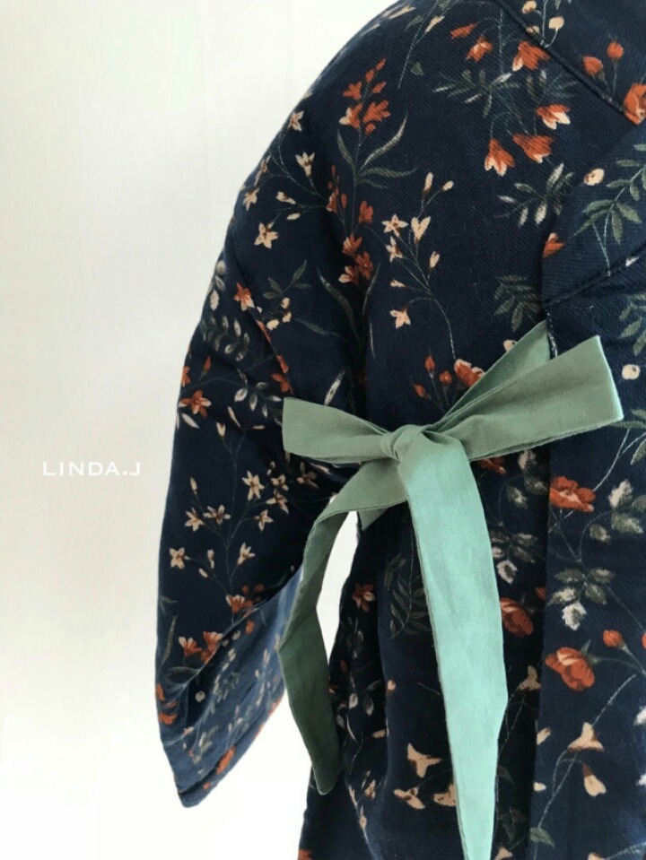 연지한복 이미지