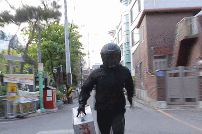 특수부대 전역후 짜장면 배달gif | 인스티즈