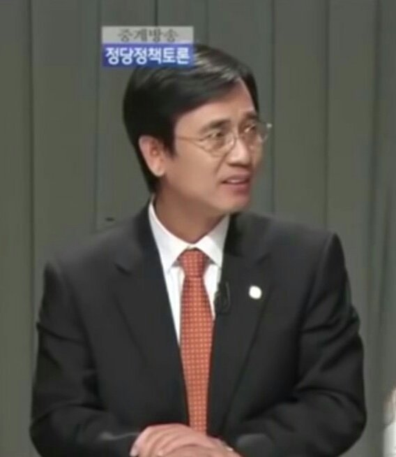 표정으로 욕하는 유시민 | 인스티즈