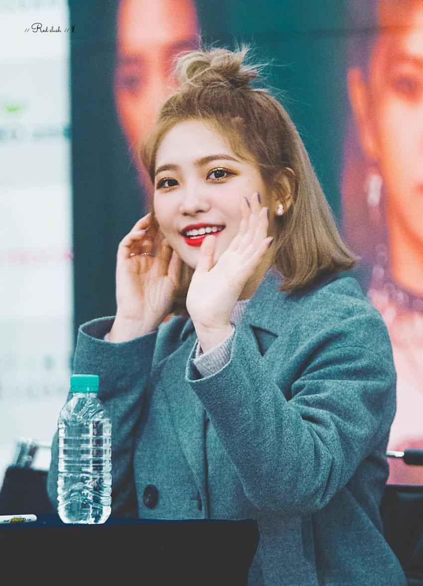 레드벨벳 영등포 타임스퀘어 팬사인회 2 | 인스티즈