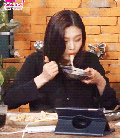 똠양꿍을 처음먹어본 조이의반응 | 인스티즈