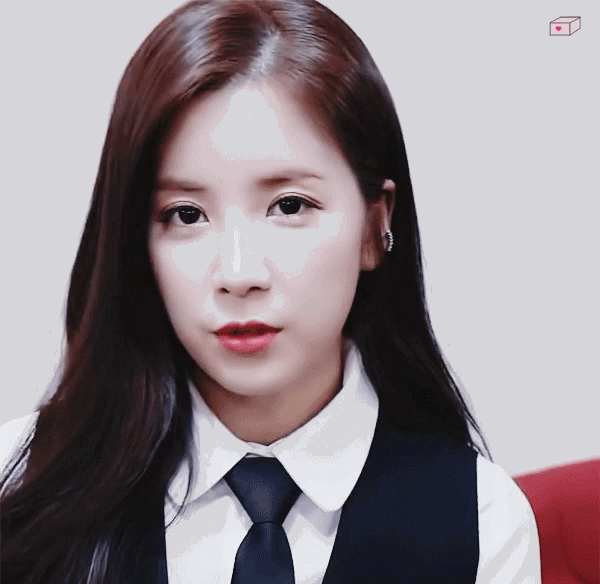 [에이핑크] 습한 날씨로 고통받고 있어서 박초롱 | 인스티즈