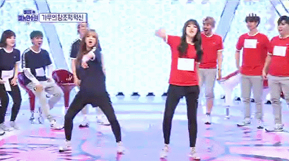 댄스배틀 에이핑크 윤보미 vs 여자친구 정예린.gif | 인스티즈
