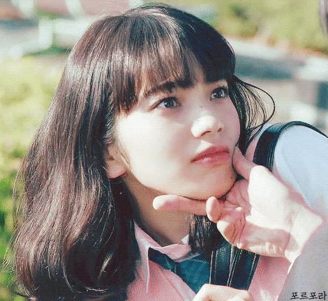 묘한 매력의 고마츠 나나.gif | 인스티즈