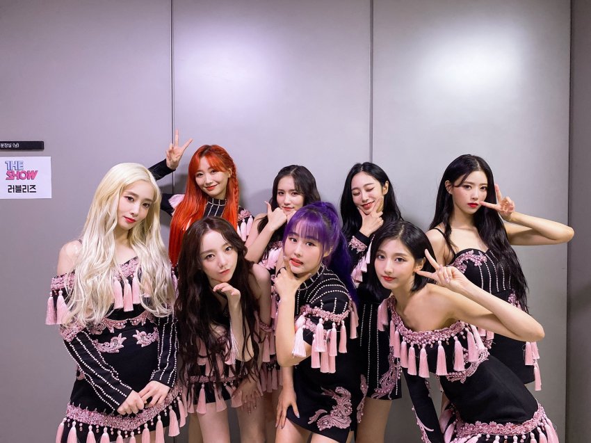 2년 4개월만에 음방 1위를 차지한 러블리즈 | 인스티즈