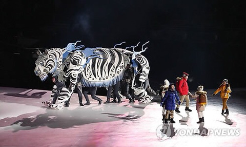 세계가 인면조에 집중할때 홀로 연기혼을 불살랐던 분.... | 인스티즈
