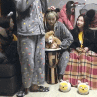 트와이스 다현의 상반된 두 가지 매력 .gif | 인스티즈
