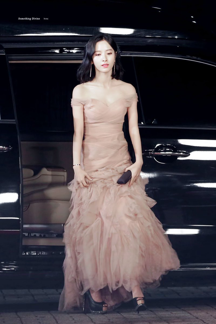 드레스 입은 갓보나 jpgif | 인스티즈