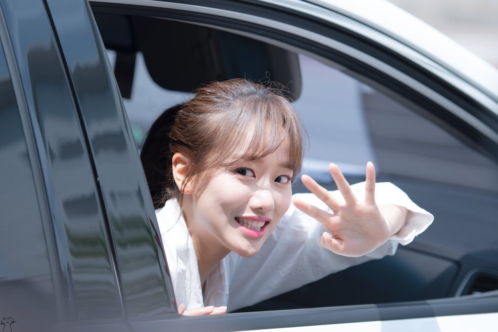 화사한 에이프릴 나은이.jpg | 인스티즈