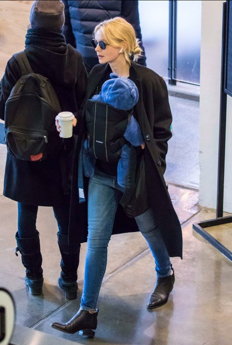 에어팟 뽐뿌 온다는 파파라치 | 인스티즈