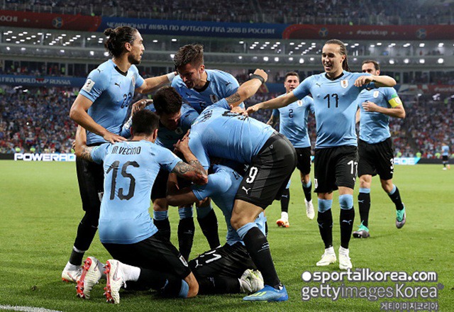 우루과이, 한국전 베스트11 윤곽..4-3-1-2 카바니 선발 | 인스티즈