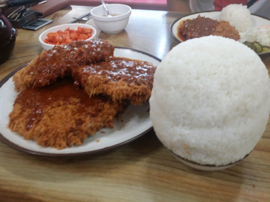 판돈 2만 원 걸고 특정 메뉴 5분 컷 하면 전 메뉴 6개월 공짜로 준다는 식당 | 인스티즈