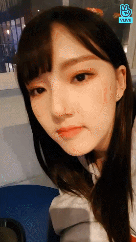 여자친구 예린 유주 v앱.gif | 인스티즈