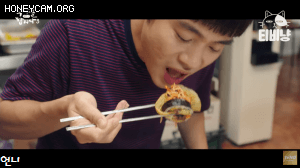 식샤를합시다3 김동영 먹방.GIF | 인스티즈